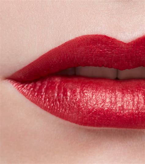 chanel red lip color.